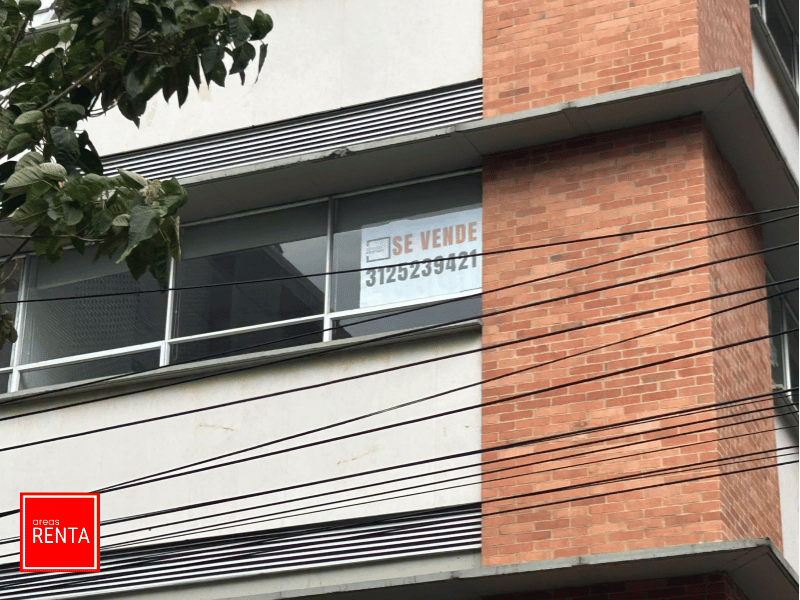 Oficina Amoblada de 106 m² en Venta y Arriendo Chicó Norte - Imagen 6